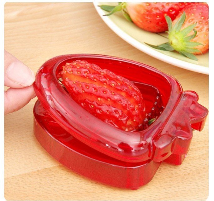 Red Strawberry Slicer Plastic Fruit Carving Tools Salad Cutter Berry Strawberry Cake Decoration Cutter Kitchen Gadgets - Image 3